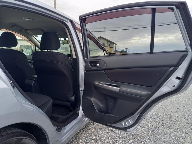 インプレッサスポーツ １．６ｉ－Ｌアイサイト　プラウドエディション　ナビ　ＴＶ　バックカメラ　Ｂｌｕｅｔｏｏｔｈオーディオ　クルーズコントロール　オートライト　プッシュスタート　スマートキー　ドアバイザー　フォグランプ　純正１６インチアルミホイール　電動格納ミラー（19枚目）