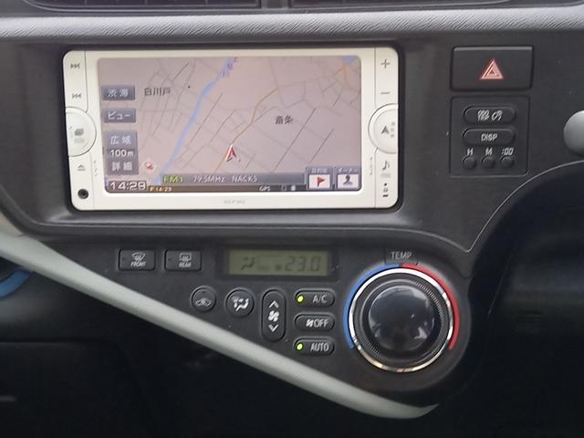 アクア S ナビ TV Bluetoothオーディオ ETC キーレスエントリー ドアバイザー ヘッドライトレベライザー 電動格納ミラー ウィンカーミラー フルオートエアコン(3枚目)