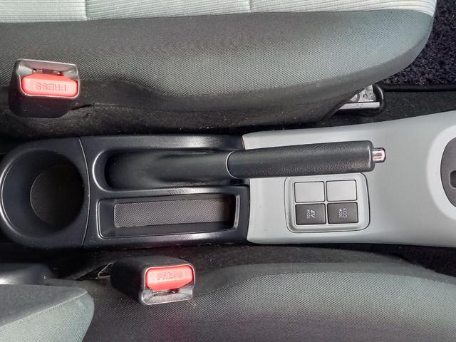 アクア S ナビ TV Bluetoothオーディオ ETC キーレスエントリー ドアバイザー ヘッドライトレベライザー 電動格納ミラー ウィンカーミラー フルオートエアコン(8枚目)