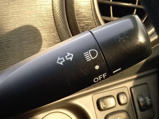 アクア S ナビ TV Bluetoothオーディオ ETC キーレスエントリー ドアバイザー ヘッドライトレベライザー 電動格納ミラー ウィンカーミラー フルオートエアコン(40枚目)