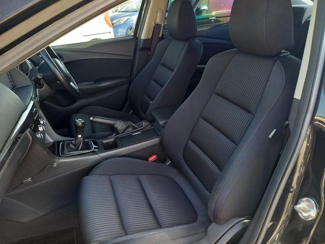 アテンザセダン ＸＤ　ディーゼル　ターボ　６速マニュアル　ナビ　ＴＶ　バックカメラ　Ｂｌｕｅｔｏｏｔｈ　クルーズコントロール　プッシュスタート　スマートキー　オートライト　純正１９インチアルミホイール　ＥＴＣ　フォグランプ（15枚目）