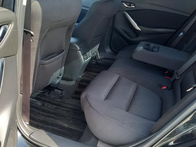 アテンザセダン ＸＤ　ディーゼル　ターボ　６速マニュアル　ナビ　ＴＶ　バックカメラ　Ｂｌｕｅｔｏｏｔｈ　クルーズコントロール　プッシュスタート　スマートキー　オートライト　純正１９インチアルミホイール　ＥＴＣ　フォグランプ（24枚目）