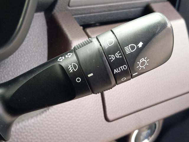 ＜ライト操作部＞オートライト機能付きです。