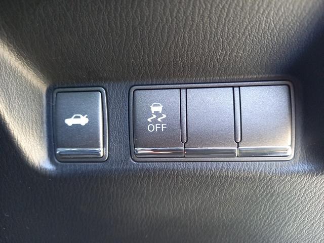 ＜運転席操作部＞