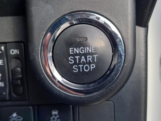 ルーミー カスタムＧ－Ｔ　ナビ　ＴＶ　バックカメラ　Ｂｌｕｅｔｏｏｔｈ　シートヒーター　クルーズコントロール　ＥＴＣ　オートライト　フォグランプ　１５インチアルミホイール　クリアランスソナー　ドアバイザー　衝突被害軽減ブレーキ（6枚目）