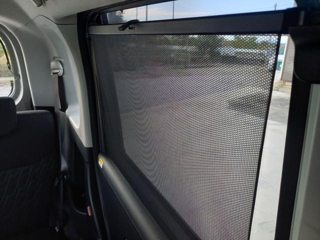 ルーミー カスタムＧ－Ｔ　ナビ　ＴＶ　バックカメラ　Ｂｌｕｅｔｏｏｔｈ　シートヒーター　クルーズコントロール　ＥＴＣ　オートライト　フォグランプ　１５インチアルミホイール　クリアランスソナー　ドアバイザー　衝突被害軽減ブレーキ（22枚目）