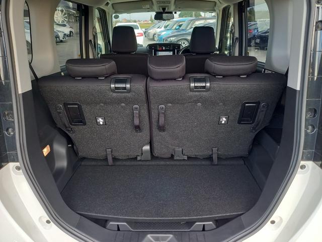 ルーミー カスタムＧ－Ｔ　ナビ　ＴＶ　バックカメラ　Ｂｌｕｅｔｏｏｔｈ　シートヒーター　クルーズコントロール　ＥＴＣ　オートライト　フォグランプ　１５インチアルミホイール　クリアランスソナー　ドアバイザー　衝突被害軽減ブレーキ（23枚目）