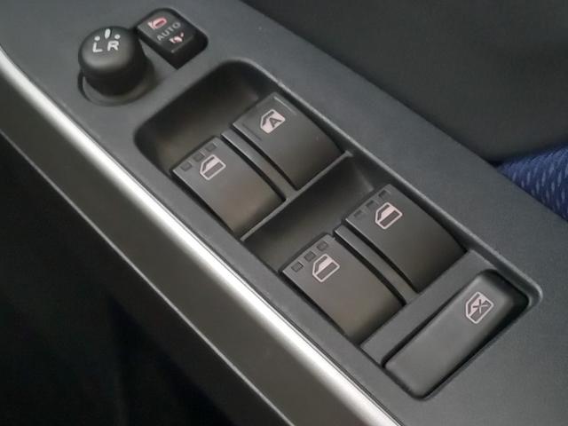 ルーミー カスタムＧ－Ｔ　ナビ　ＴＶ　バックカメラ　Ｂｌｕｅｔｏｏｔｈ　シートヒーター　クルーズコントロール　ＥＴＣ　オートライト　フォグランプ　１５インチアルミホイール　クリアランスソナー　ドアバイザー　衝突被害軽減ブレーキ（48枚目）