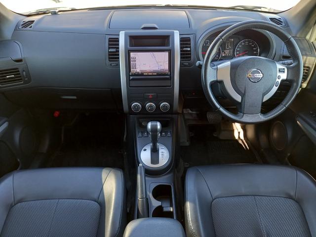 エクストレイル ２０Ｘｔｔ　ナビ　ＴＶ　バックモニター　Ｂｌｕｅｔｏｏｔｈ　全席シートヒーター　ＨＩＤ　オートライト　ＥＴＣ　切替式４ＷＤ　インテリジェントキー　フォグランプ　クルーズコントロール　純正１８インチアルミホイール（2枚目）