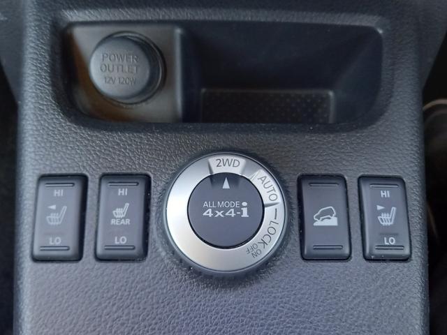 エクストレイル ２０Ｘｔｔ　ナビ　ＴＶ　バックモニター　Ｂｌｕｅｔｏｏｔｈ　全席シートヒーター　ＨＩＤ　オートライト　ＥＴＣ　切替式４ＷＤ　インテリジェントキー　フォグランプ　クルーズコントロール　純正１８インチアルミホイール（9枚目）