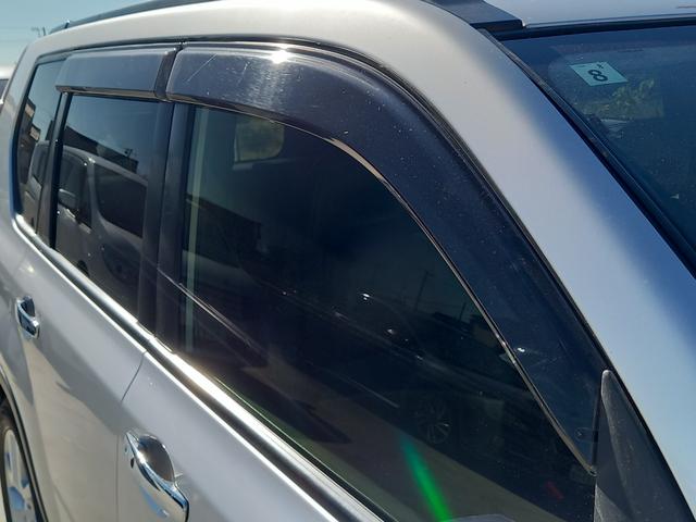 エクストレイル ２０Ｘｔｔ　ナビ　ＴＶ　バックモニター　Ｂｌｕｅｔｏｏｔｈ　全席シートヒーター　ＨＩＤ　オートライト　ＥＴＣ　切替式４ＷＤ　インテリジェントキー　フォグランプ　クルーズコントロール　純正１８インチアルミホイール（38枚目）