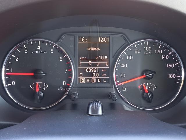 エクストレイル ２０Ｘｔｔ　ナビ　ＴＶ　バックモニター　Ｂｌｕｅｔｏｏｔｈ　全席シートヒーター　ＨＩＤ　オートライト　ＥＴＣ　切替式４ＷＤ　インテリジェントキー　フォグランプ　クルーズコントロール　純正１８インチアルミホイール（40枚目）