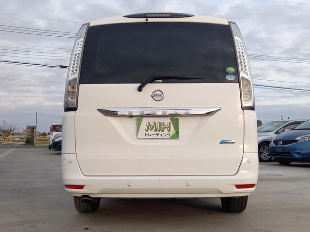 セレナ ２０Ｘ　Ｖセレクション＋セーフティ　Ｓ－ハイブリッド　ナビ　ＴＶ　全方位モニター　クルーズコントロール　両側パワースライドドア　プッシュスタート　インテリジェントキー　エマージェンシーブレーキ　８人乗　１５インチアルミホイール　Ｂｌｕｅｔｏｏｔｈ　ＥＴＣ（35枚目）