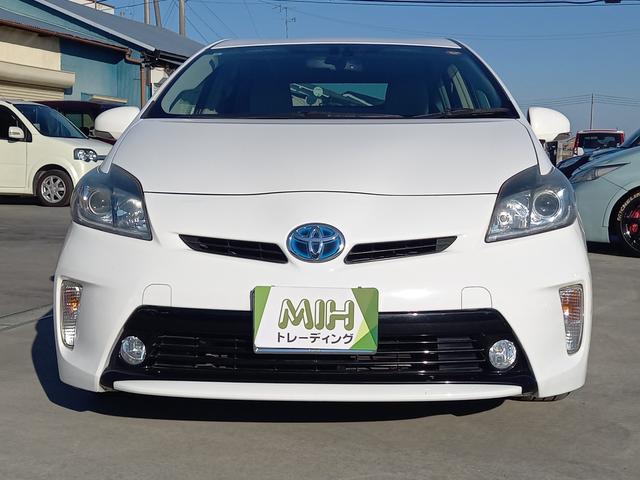 プリウス Ｇ　ナビ　ＴＶ　バックカメラ　Ｂｌｕｅｔｏｏｔｈオーディオ　クルーズコントロール　ＥＴＣ　電動シート　プッシュスタート　スマートキー　スペアキー　純正１５インチアルミホイール　ドアバイザー　トノカバー（28枚目）