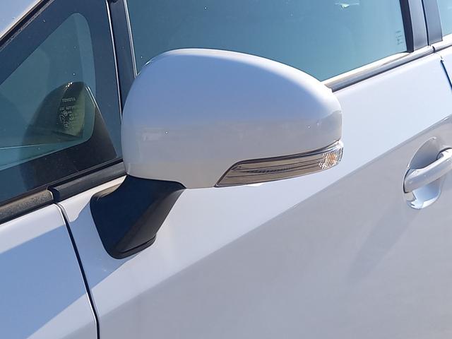 プリウス Ｇ　ナビ　ＴＶ　バックカメラ　Ｂｌｕｅｔｏｏｔｈオーディオ　クルーズコントロール　ＥＴＣ　電動シート　プッシュスタート　スマートキー　スペアキー　純正１５インチアルミホイール　ドアバイザー　トノカバー（38枚目）