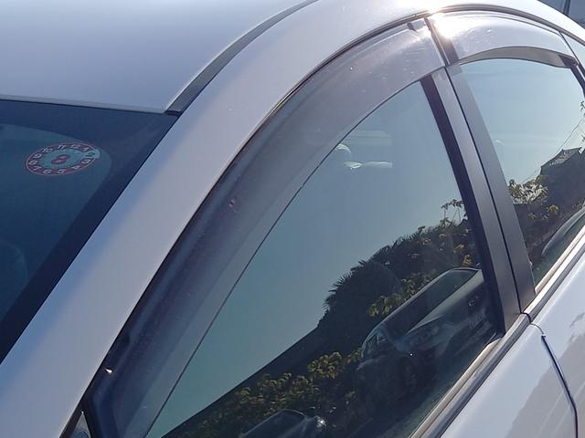 プリウス Ｇ　ナビ　ＴＶ　バックカメラ　Ｂｌｕｅｔｏｏｔｈオーディオ　クルーズコントロール　ＥＴＣ　電動シート　プッシュスタート　スマートキー　スペアキー　純正１５インチアルミホイール　ドアバイザー　トノカバー（39枚目）