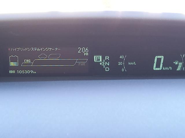 プリウス Ｇ　ナビ　ＴＶ　バックカメラ　Ｂｌｕｅｔｏｏｔｈオーディオ　クルーズコントロール　ＥＴＣ　電動シート　プッシュスタート　スマートキー　スペアキー　純正１５インチアルミホイール　ドアバイザー　トノカバー（40枚目）