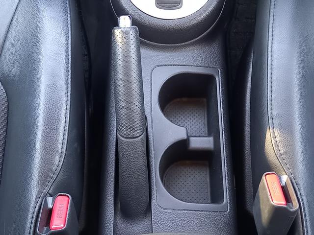 エクストレイル ２０Ｘｔｔ　４ＷＤ／ナビ／クルーズコントロール／シートヒーター／ＥＴＣ　オートライト／フォグランプ／スマートキー／ヒルディセントコントロール／オートエアコン／ルーフレール／純正１７インチアルミホイール／防水シート（5枚目）