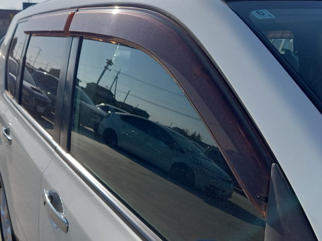 エクストレイル ２０Ｘｔｔ　４ＷＤ／ナビ／クルーズコントロール／シートヒーター／ＥＴＣ　オートライト／フォグランプ／スマートキー／ヒルディセントコントロール／オートエアコン／ルーフレール／純正１７インチアルミホイール／防水シート（37枚目）