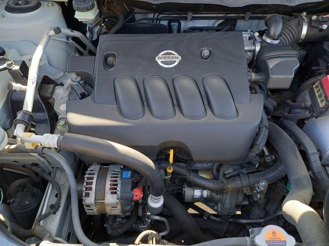 エクストレイル ２０Ｘｔｔ　４ＷＤ／ナビ／クルーズコントロール／シートヒーター／ＥＴＣ　オートライト／フォグランプ／スマートキー／ヒルディセントコントロール／オートエアコン／ルーフレール／純正１７インチアルミホイール／防水シート（52枚目）