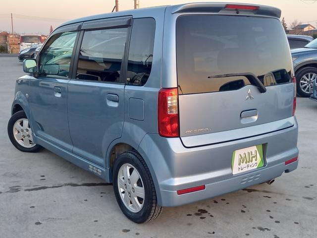 ｅＫスポーツ リミテッドエディション　ベンチシート　キーレスエントリー　純正１３インチアルミホイール　ドアバイザー　エアコン　パワーウィンドウ　パワーステリング　電動格納ミラー　運転席・助手席エアバッグ　ＡＢＳ（28枚目）