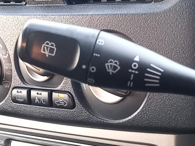 ｅＫスポーツ リミテッドエディション　ベンチシート　キーレスエントリー　純正１３インチアルミホイール　ドアバイザー　エアコン　パワーウィンドウ　パワーステリング　電動格納ミラー　運転席・助手席エアバッグ　ＡＢＳ（33枚目）