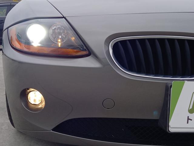 Z4 2.2i 電動ルーフ不良 ナビ シートヒーター フロントフォグランプ 純正17インチアルミホイール キーレスエントリー スペアキー ブラックレザーシート ETC HIDヘッドライト 電動格納ミラー(25枚目)