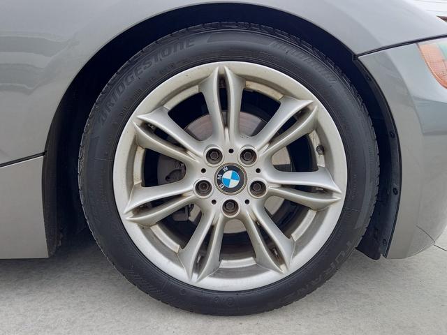 Z4 2.2i 電動ルーフ不良 ナビ シートヒーター フロントフォグランプ 純正17インチアルミホイール キーレスエントリー スペアキー ブラックレザーシート ETC HIDヘッドライト 電動格納ミラー(32枚目)