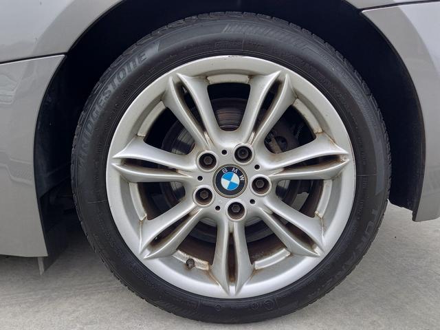 Z4 2.2i 電動ルーフ不良 ナビ シートヒーター フロントフォグランプ 純正17インチアルミホイール キーレスエントリー スペアキー ブラックレザーシート ETC HIDヘッドライト 電動格納ミラー(34枚目)