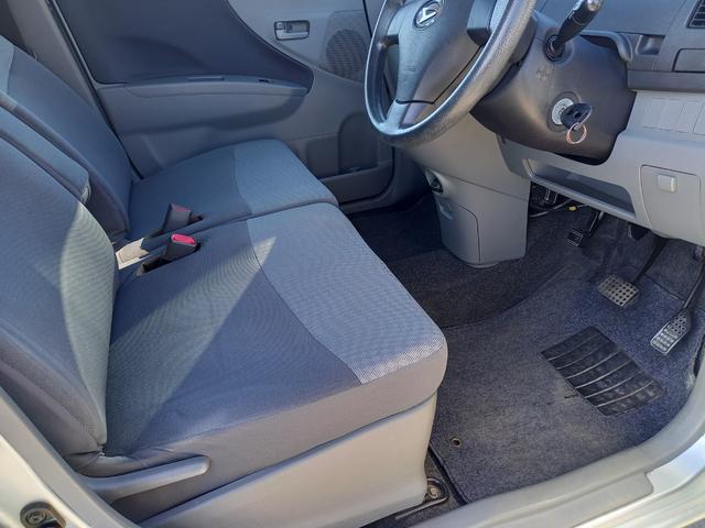 ムーヴ Ｌ　電動格納ミラー　エアコン　パワーウィンドウ　社外１３インチアルミホイール　ベンチシート　ヘッドライトレベライザー　運転席・助手席エアバッグ　走行距離６万ｋｍ代！（6枚目）