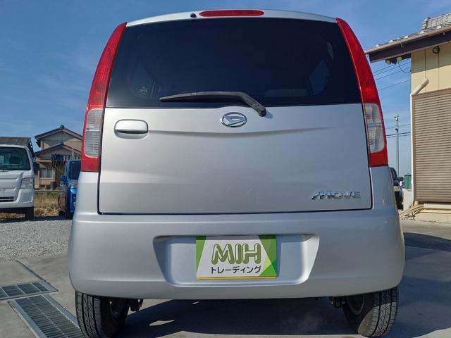 ムーヴ Ｌ　電動格納ミラー　エアコン　パワーウィンドウ　社外１３インチアルミホイール　ベンチシート　ヘッドライトレベライザー　運転席・助手席エアバッグ　走行距離６万ｋｍ代！（28枚目）