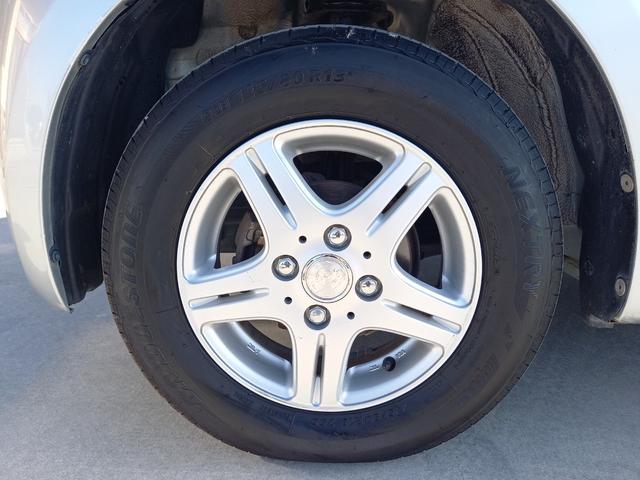 ムーヴ Ｌ　電動格納ミラー　エアコン　パワーウィンドウ　社外１３インチアルミホイール　ベンチシート　ヘッドライトレベライザー　運転席・助手席エアバッグ　走行距離６万ｋｍ代！（36枚目）