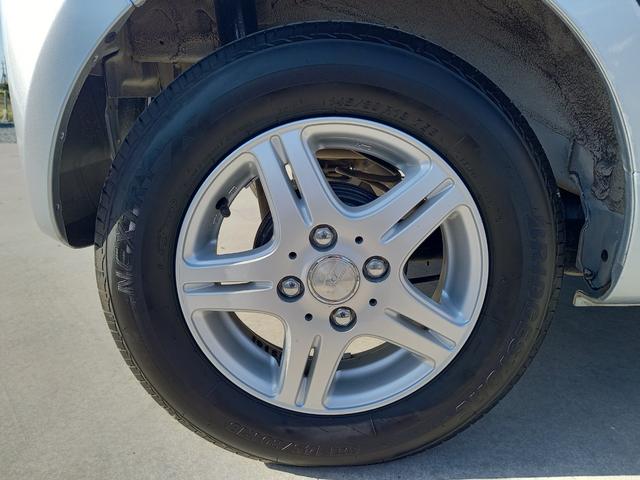 ムーヴ Ｌ　電動格納ミラー　エアコン　パワーウィンドウ　社外１３インチアルミホイール　ベンチシート　ヘッドライトレベライザー　運転席・助手席エアバッグ　走行距離６万ｋｍ代！（38枚目）