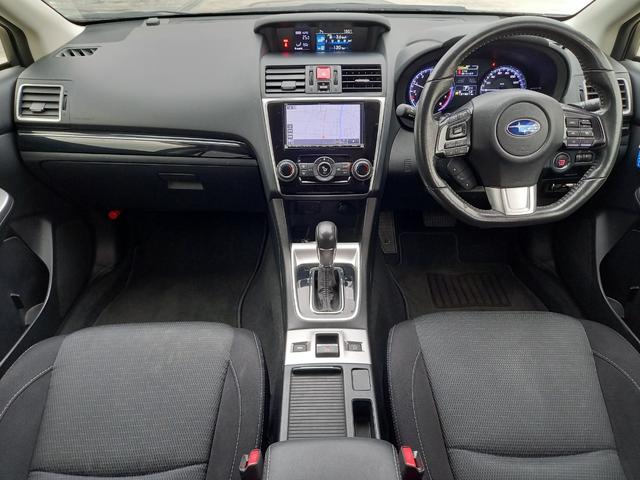 レヴォーグ １．６ＧＴアイサイト　４ＷＤ　ナビ　ＴＶ　バックカメラ　ＴＶ　Ｂｌｕｅｔｏｏｔｈ　クルーズコントロール　ＥＴＣ　純正１７インチアルミホイール　フォグランプ　オートライト　パドルシフト　アイドリングストップ　スマートキー（2枚目）