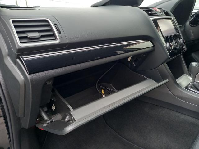 レヴォーグ １．６ＧＴアイサイト　４ＷＤ　ナビ　ＴＶ　バックカメラ　ＴＶ　Ｂｌｕｅｔｏｏｔｈ　クルーズコントロール　ＥＴＣ　純正１７インチアルミホイール　フォグランプ　オートライト　パドルシフト　アイドリングストップ　スマートキー（18枚目）