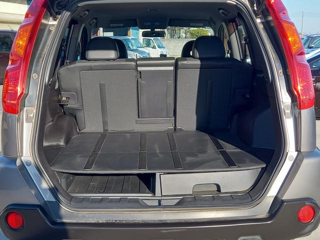 エクストレイル ２０Ｘ　パートタイム４ＷＤ　ナビ　ＴＶ　バックカメラ　ＥＴＣ　ドアバイザー　スマートキー　電動格納ミラー　純正１７インチアルミホイール　ヒルディセントコントロール　オートエアコン　ルーフレール　オートライト（26枚目）