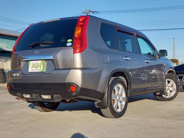 エクストレイル ２０Ｘ　パートタイム４ＷＤ　ナビ　ＴＶ　バックカメラ　ＥＴＣ　ドアバイザー　スマートキー　電動格納ミラー　純正１７インチアルミホイール　ヒルディセントコントロール　オートエアコン　ルーフレール　オートライト（33枚目）