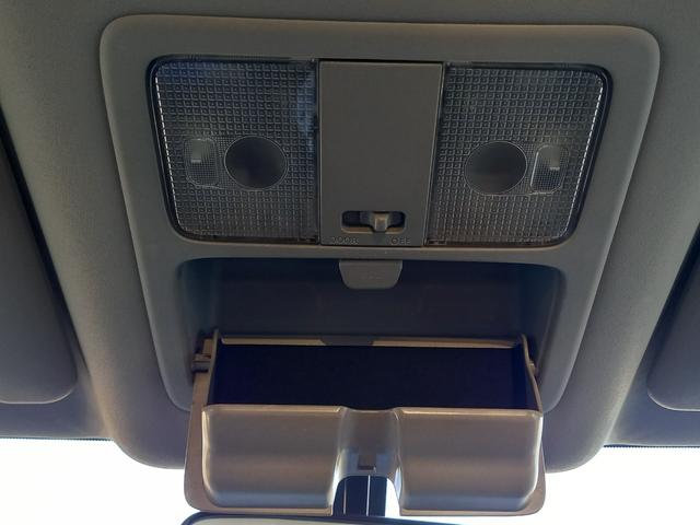 エクストレイル ２０Ｘ　パートタイム４ＷＤ　ナビ　ＴＶ　バックカメラ　ＥＴＣ　ドアバイザー　スマートキー　電動格納ミラー　純正１７インチアルミホイール　ヒルディセントコントロール　オートエアコン　ルーフレール　オートライト（40枚目）