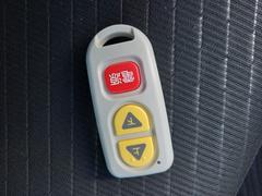 ����°�ʡ������¦�����ȤϤ�����Υ�⥳��Ǥ�����ǽ�Ǥ��� 5