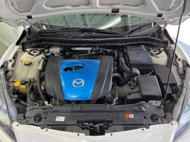 20E-スカイアクティブ 純正ナビ 禁煙車 コーナーセンサー HIDヘッドライト オートエアコン ETC(19枚目)