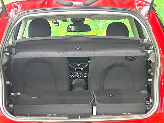 ＭＩＮＩ クーパーＳＤ　３ドア　純正ナビ　ドライビングアシストパッケージ　ペッパーパッケージ　パーキングアシストパッケージ　　アダプティブＬＥＤヘッドライト（17枚目）