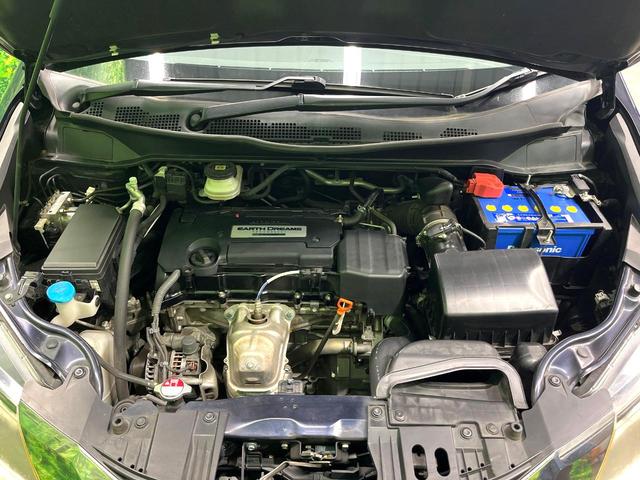 オデッセイ アブソルート・Ｘホンダセンシングアドバンスドパッケジ　両側電動ドア　後席モニター　全周囲カメラ　衝突被害軽減システム　レーダークルーズ　パワーシート　コーナーセンサー　ＬＥＤヘッド　ビルトインＥＴＣ　オートライト　オートエアコン　純正１８インチアルミ（18枚目）