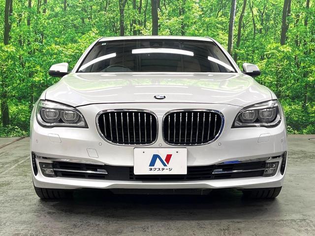 7シリーズ 750i サンルーフ ハーマンカードンサウンドシステム 全席シートヒーター パワーシート レザーシート レーダークルーズ 純正19インチAW レーンアシスト Bluetooth(15枚目)