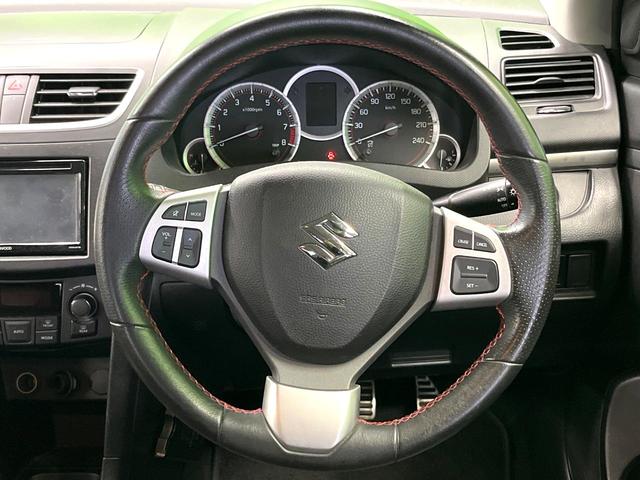 スイフトスポーツ ベースグレード MT車 ドラレコ スマートキー HIDヘッド ETC クルコン オートライト オートエアコン 純正17インチアルミ CD DVD再生(7枚目)