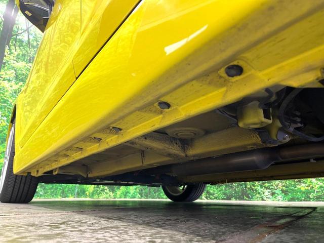 スイフトスポーツ ベースグレード MT車 ドラレコ スマートキー HIDヘッド ETC クルコン オートライト オートエアコン 純正17インチアルミ CD DVD再生(18枚目)