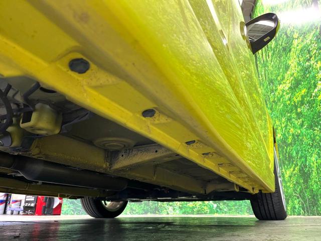 スイフトスポーツ ベースグレード MT車 ドラレコ スマートキー HIDヘッド ETC クルコン オートライト オートエアコン 純正17インチアルミ CD DVD再生(19枚目)