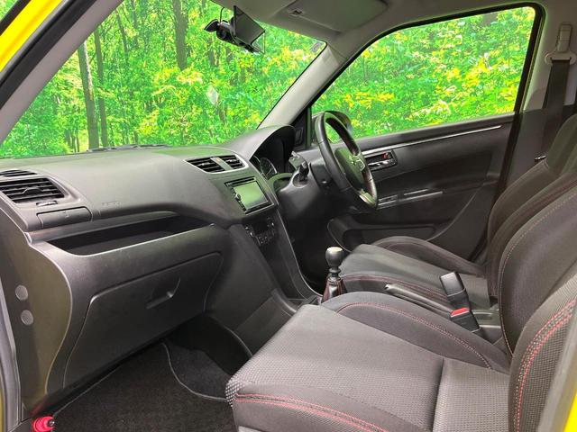 スイフトスポーツ ベースグレード MT車 ドラレコ スマートキー HIDヘッド ETC クルコン オートライト オートエアコン 純正17インチアルミ CD DVD再生(26枚目)