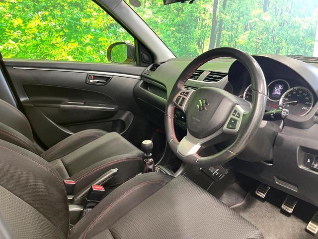 スイフトスポーツ ベースグレード MT車 ドラレコ スマートキー HIDヘッド ETC クルコン オートライト オートエアコン 純正17インチアルミ CD DVD再生(30枚目)