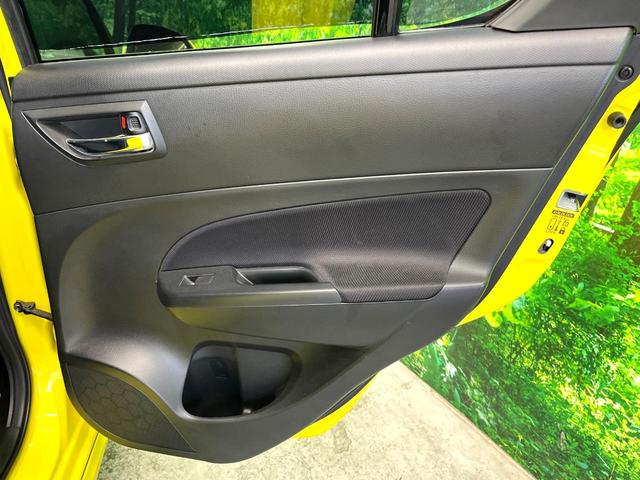 スイフトスポーツ ベースグレード MT車 ドラレコ スマートキー HIDヘッド ETC クルコン オートライト オートエアコン 純正17インチアルミ CD DVD再生(43枚目)