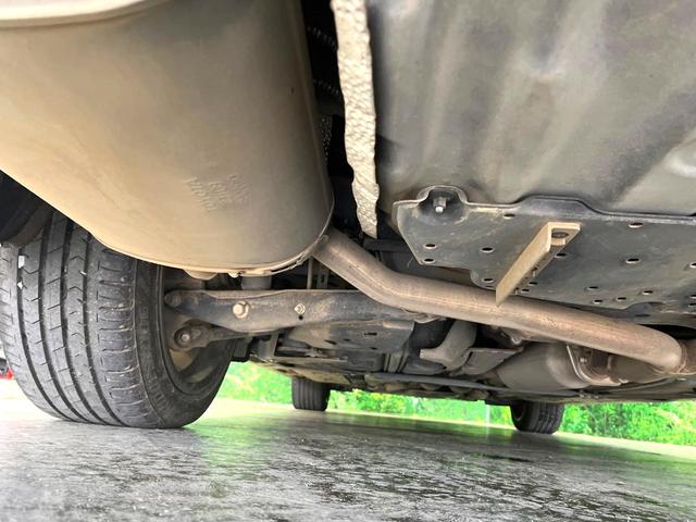 クラウン ３．５アスリート　サンルーフ　サイドカメラ　バックカメラ　レザーシート　全席シートヒーター　前席シートエアコン　全席パワーシート　コーナーセンサー　スマートキー　ＨＩＤヘッド　ビルトインＥＴＣ　クルコン　オートライト（19枚目）